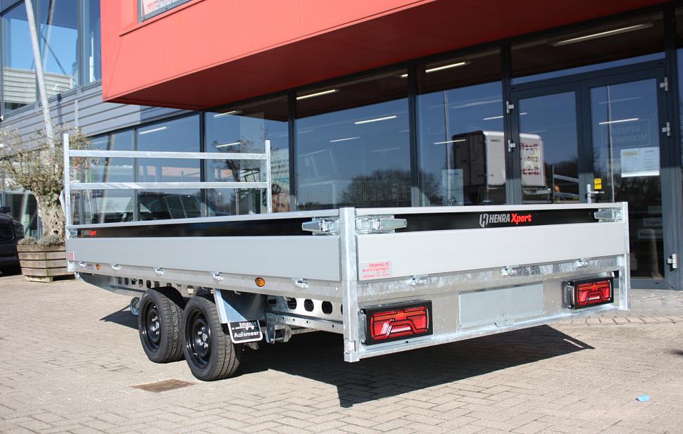 Henra Xpert plateauwagen 3x1500kg-as geremd 633x222x30cm 3500kg