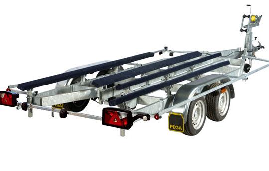 PEGA boottrailer voor waterskiboten