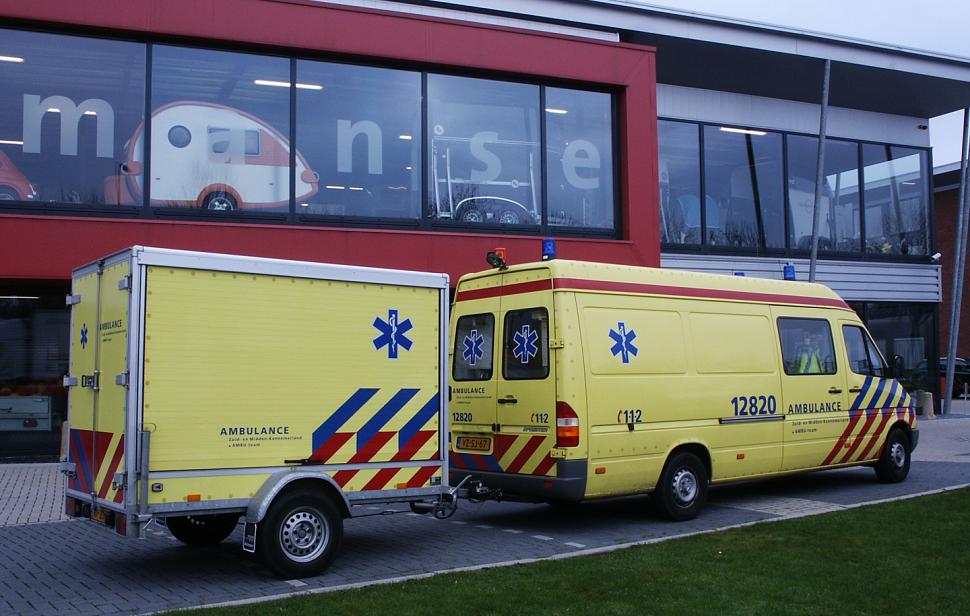 Ambulance aanhangwagen
