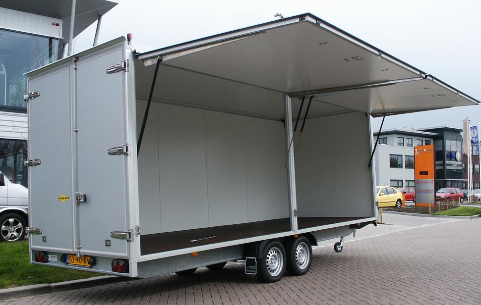 Humbaur gesloten wagen met grote zijklep