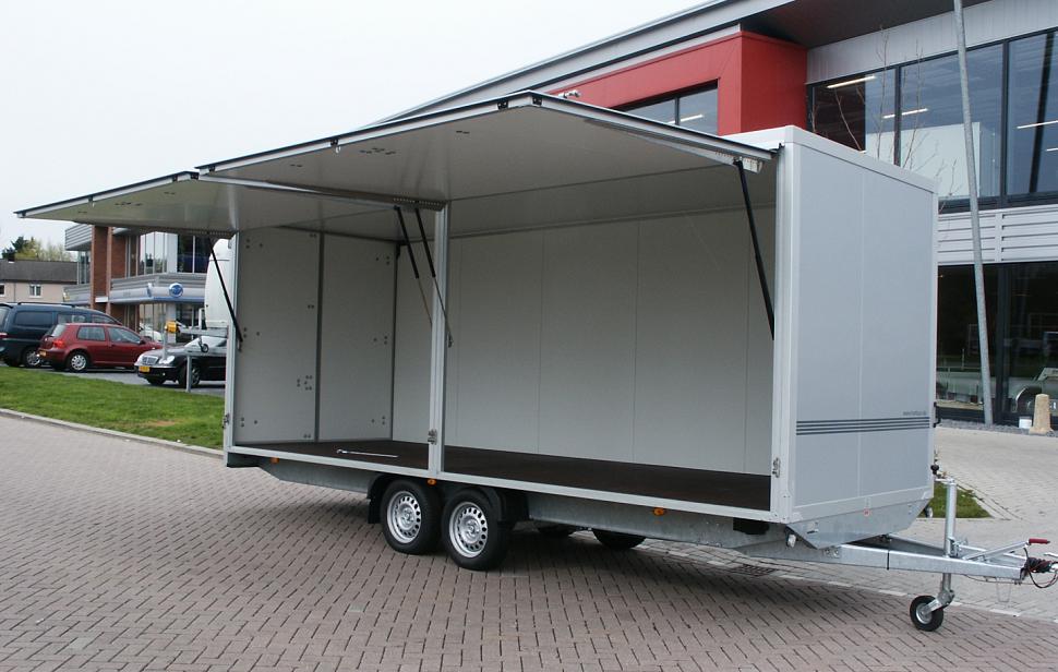 Humbaur gesloten wagen met grote zijklep