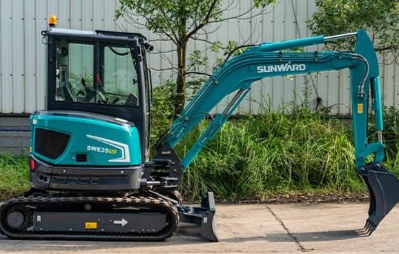 BMS-Sunward SWE35UF 3,5 Tons Minigraver Binnendraaier