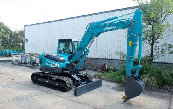BMS-Sunward SWE90UF 8,5 Tons Minigraver