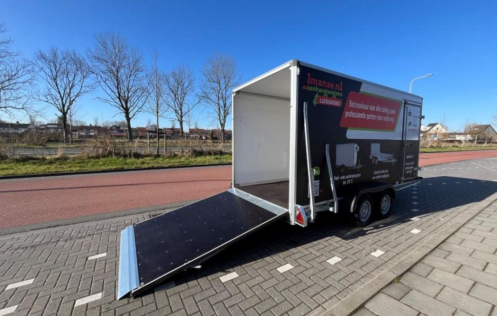 Variant gesloten aanhanger