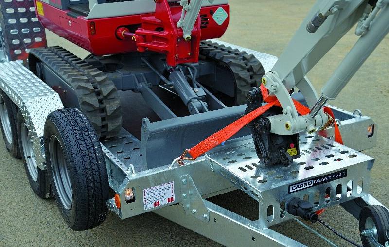 Brian James CarGo DiggerPlant 2-as l=280/320cm 2600/3500kg