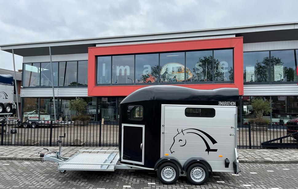 Koetsentrailer voor Menwagen