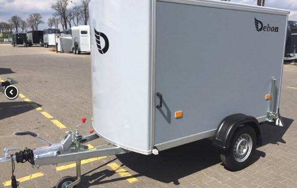Debon Roadster 255 Plywood  / 1300kg