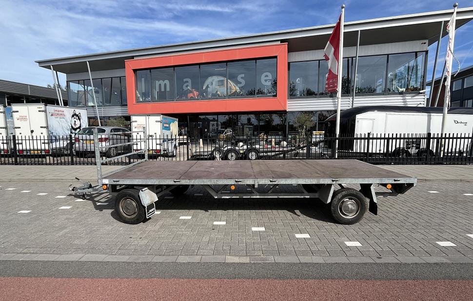 Schamel aanhangwagen / 2000kg 