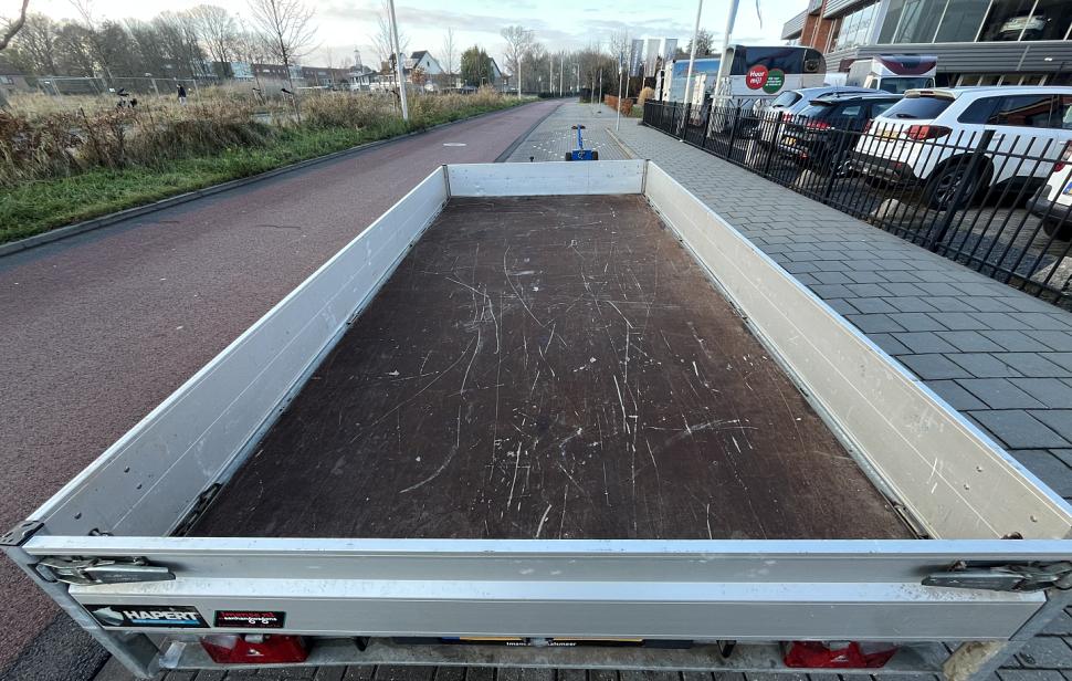 Hapert Plateauwagen / 2700kg