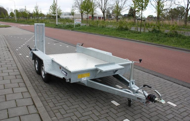 Machinetransporter 2716 B3 / 2700kg