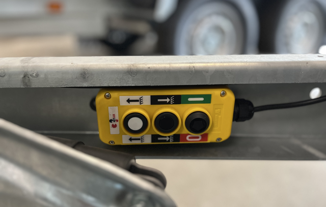 Henra kipper KP273018 / 2700kg 