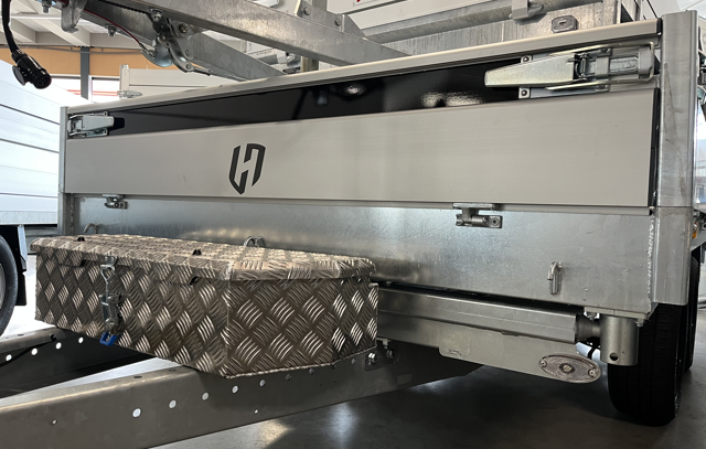 Henra kipper KP273018 / 2700kg 