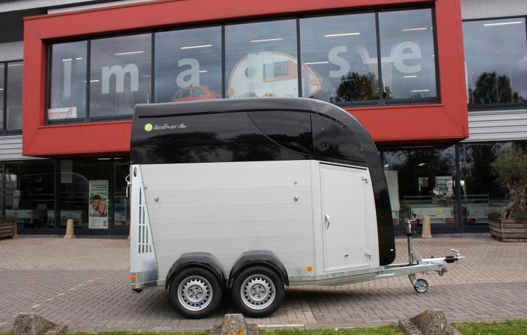 Careliner-ALU 2prds div.kleuren 348x169x239cm 2400/2700kg