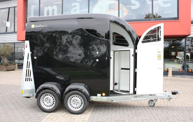 Careliner-S 1,5prds div.kleuren 336x135x236cm 1600kg