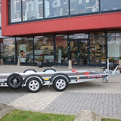 Autotransporter voor de deur bij Imanse 